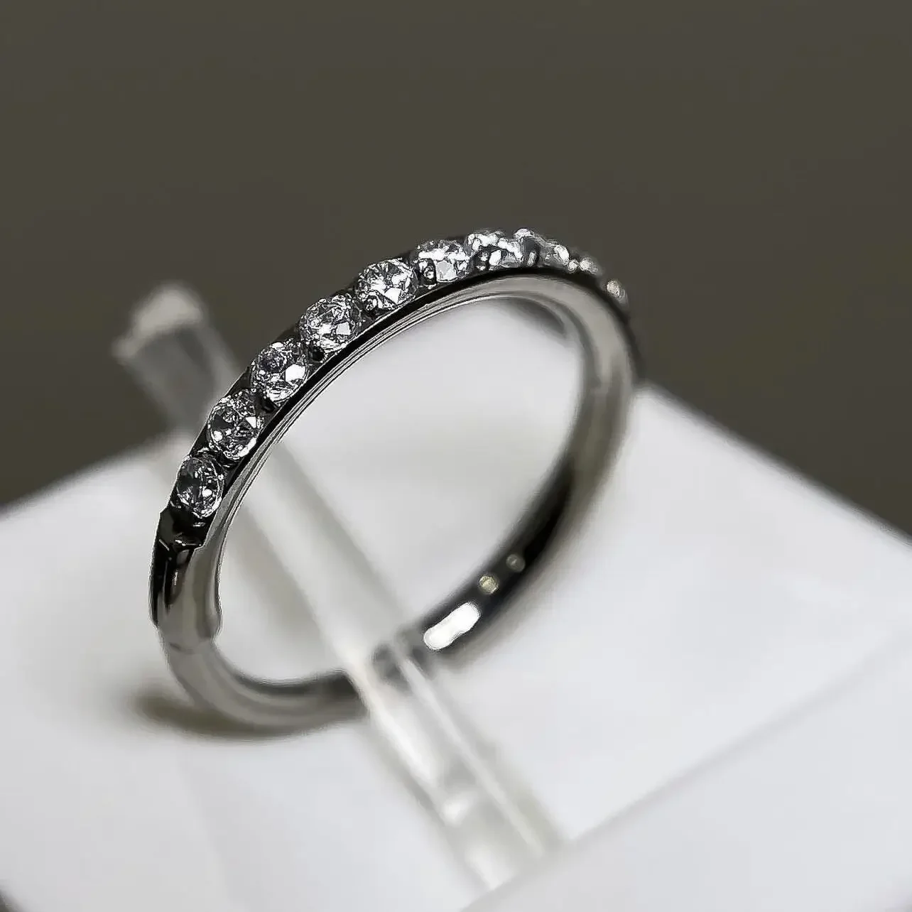 G23 Tytanowy pierścień do nosa – Helix Cartilage Ring recenzja i cena